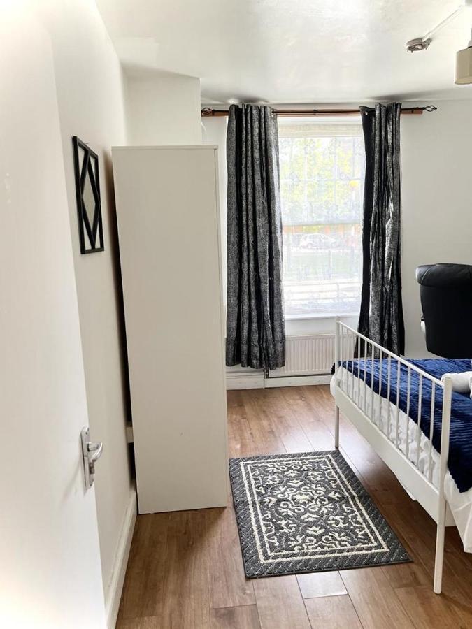 Shadwell Holiday Rooms لندن المظهر الخارجي الصورة